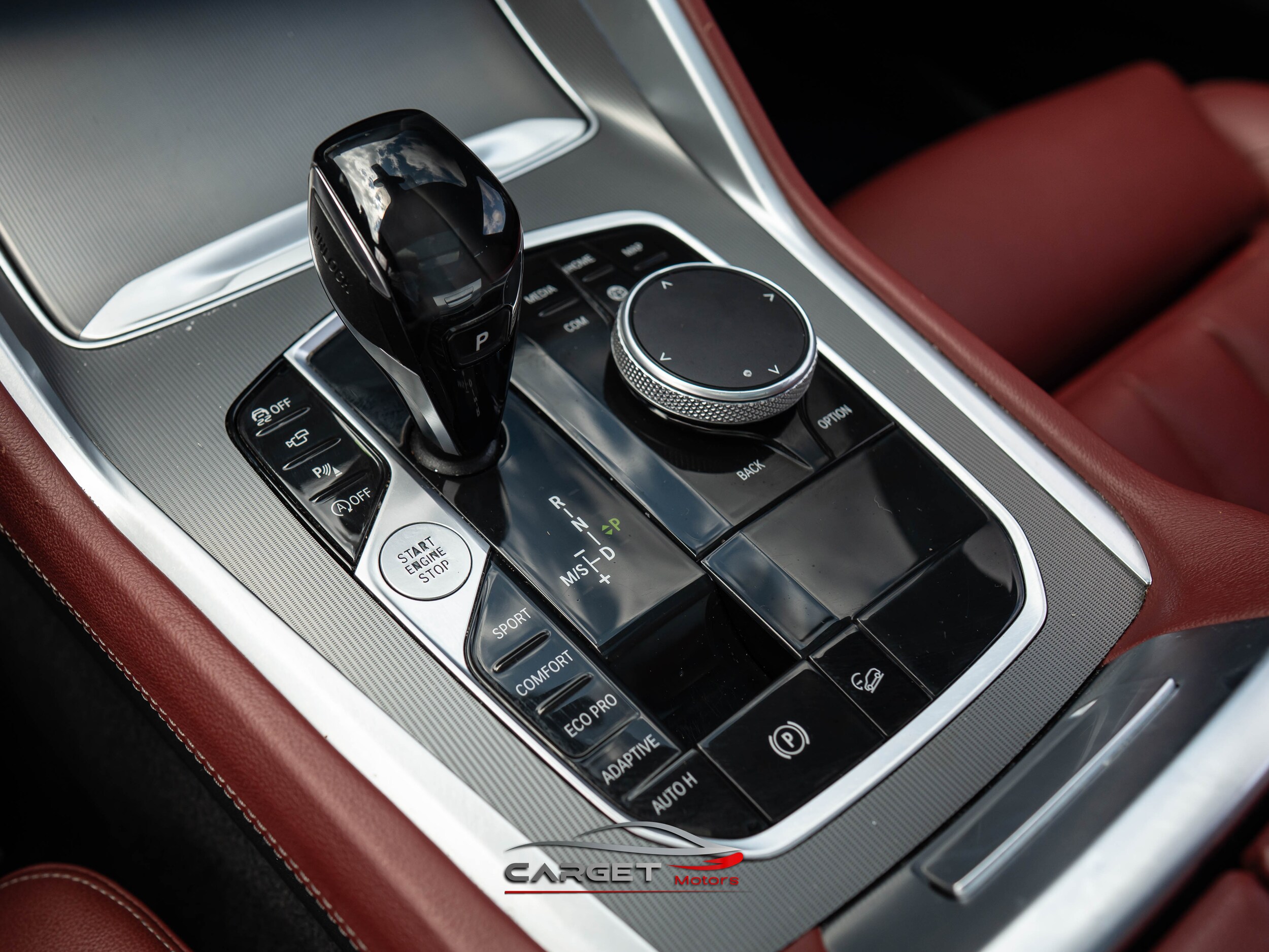 Vehicle image 34 of 52