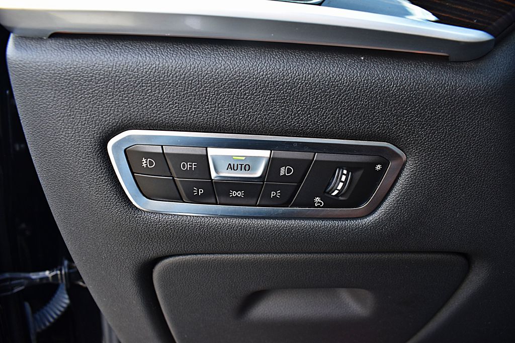 Vehicle image 48 of 63