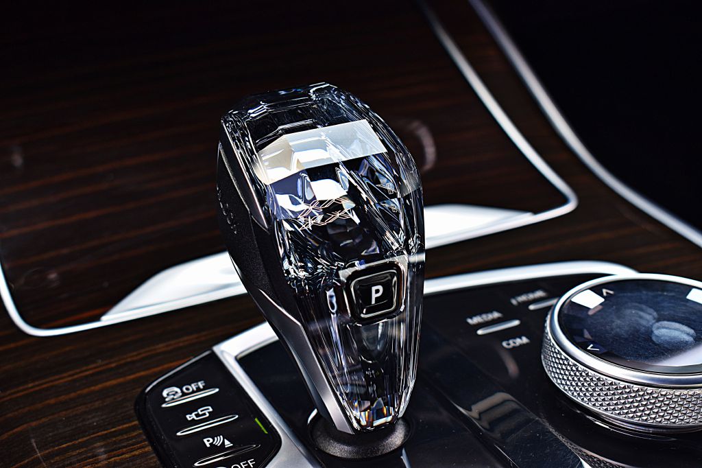 Vehicle image 35 of 63
