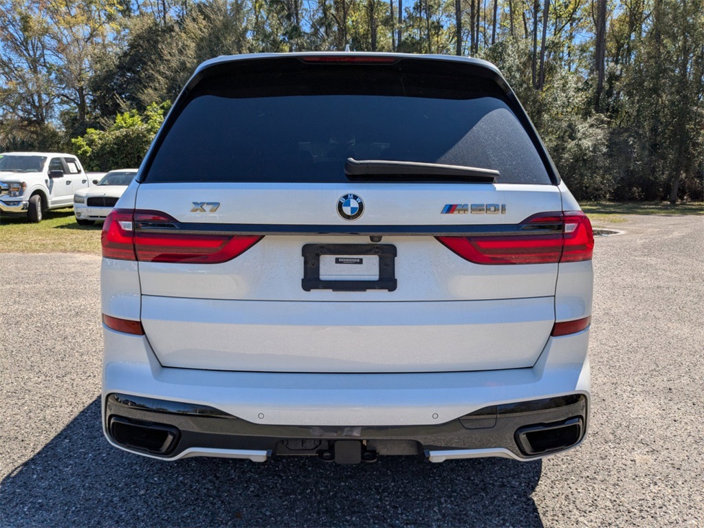Vehicle image 7 of 43