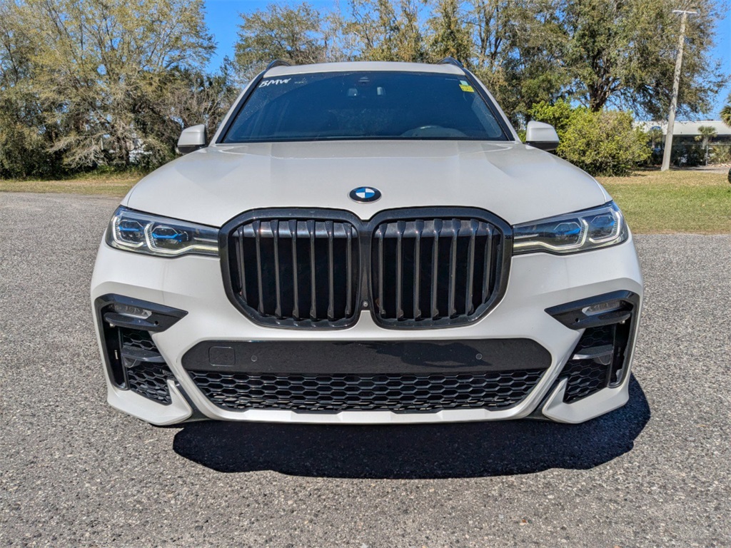 Vehicle image 2 of 43