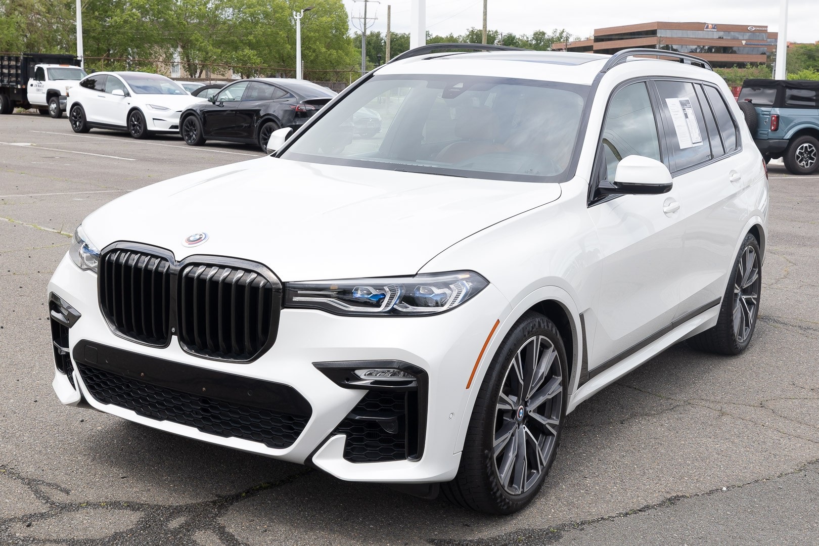 Vehicle image 1 of 34