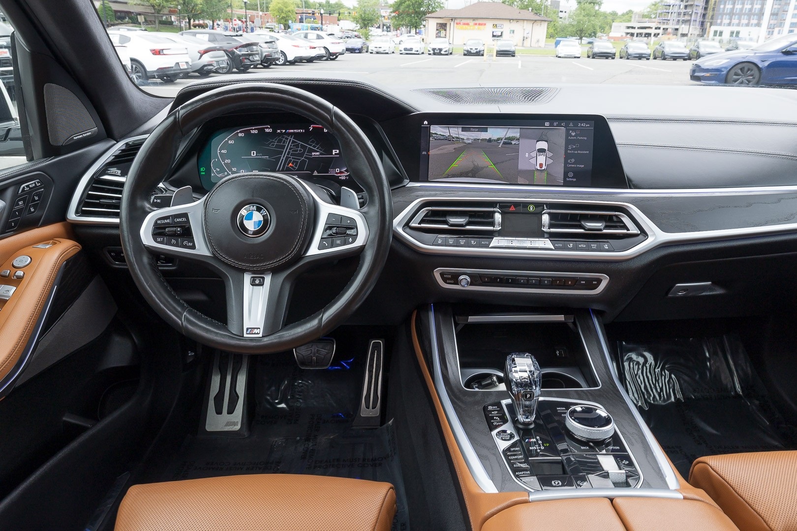 Vehicle image 14 of 34