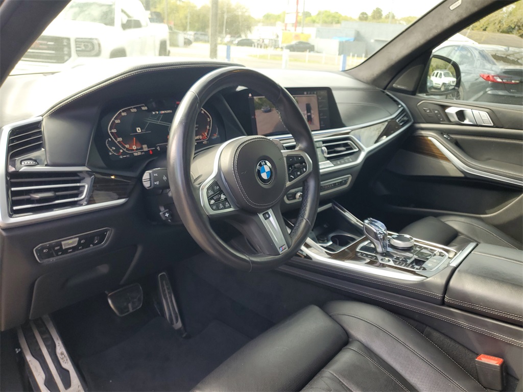 Vehicle image 23 of 40