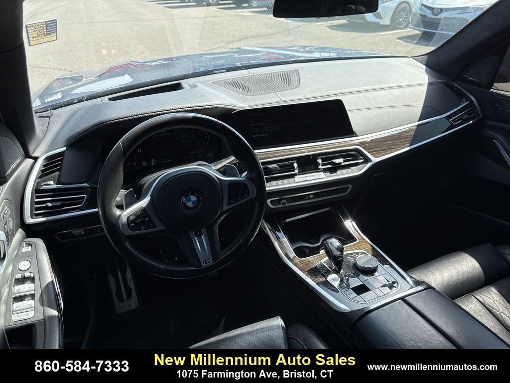 Vehicle image 26 of 27