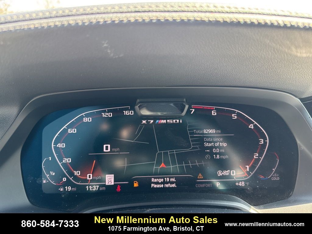 Vehicle image 14 of 27