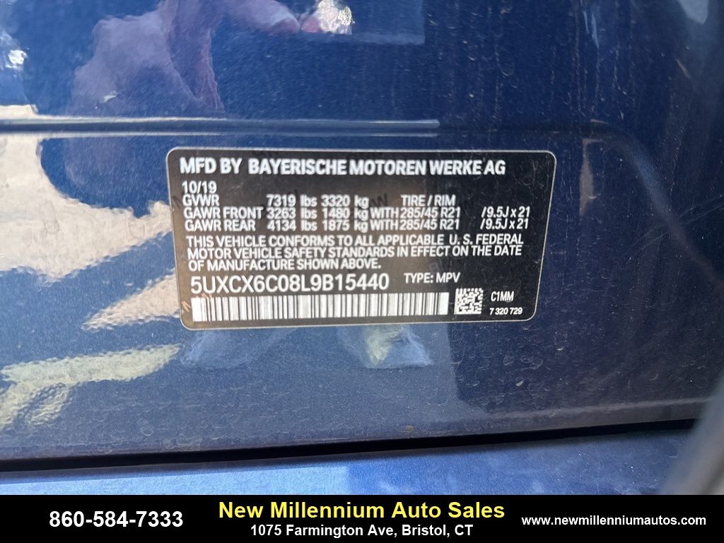 Vehicle image 18 of 27