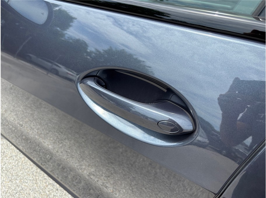 Vehicle image 17 of 56