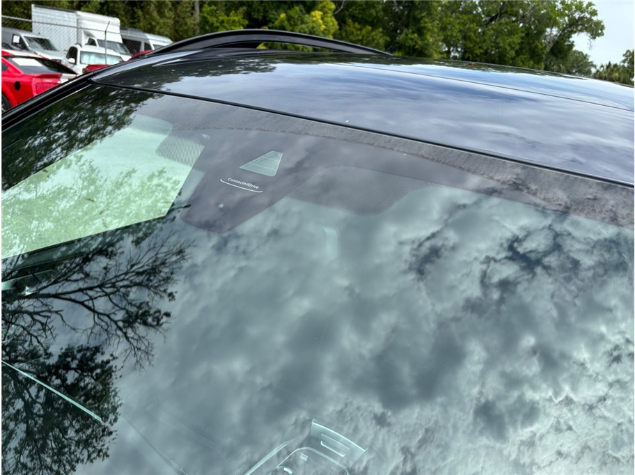 Vehicle image 13 of 56