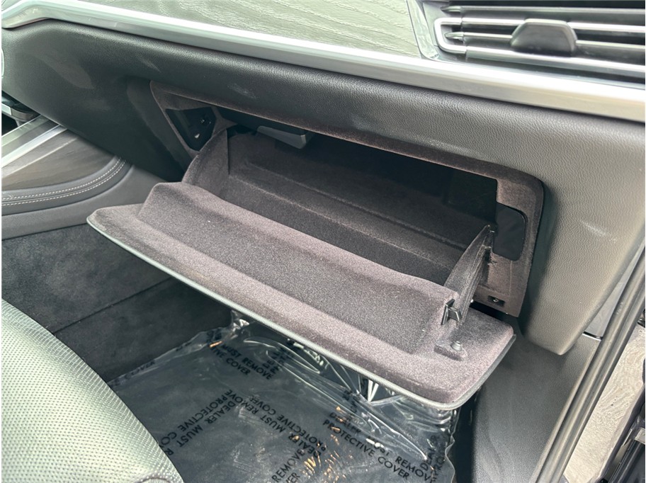 Vehicle image 52 of 56