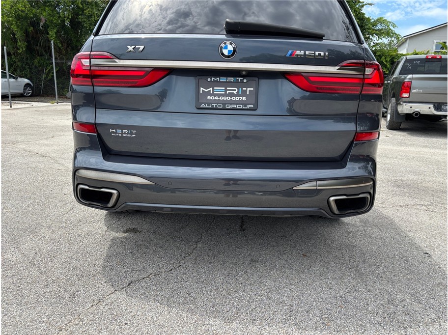 Vehicle image 7 of 56