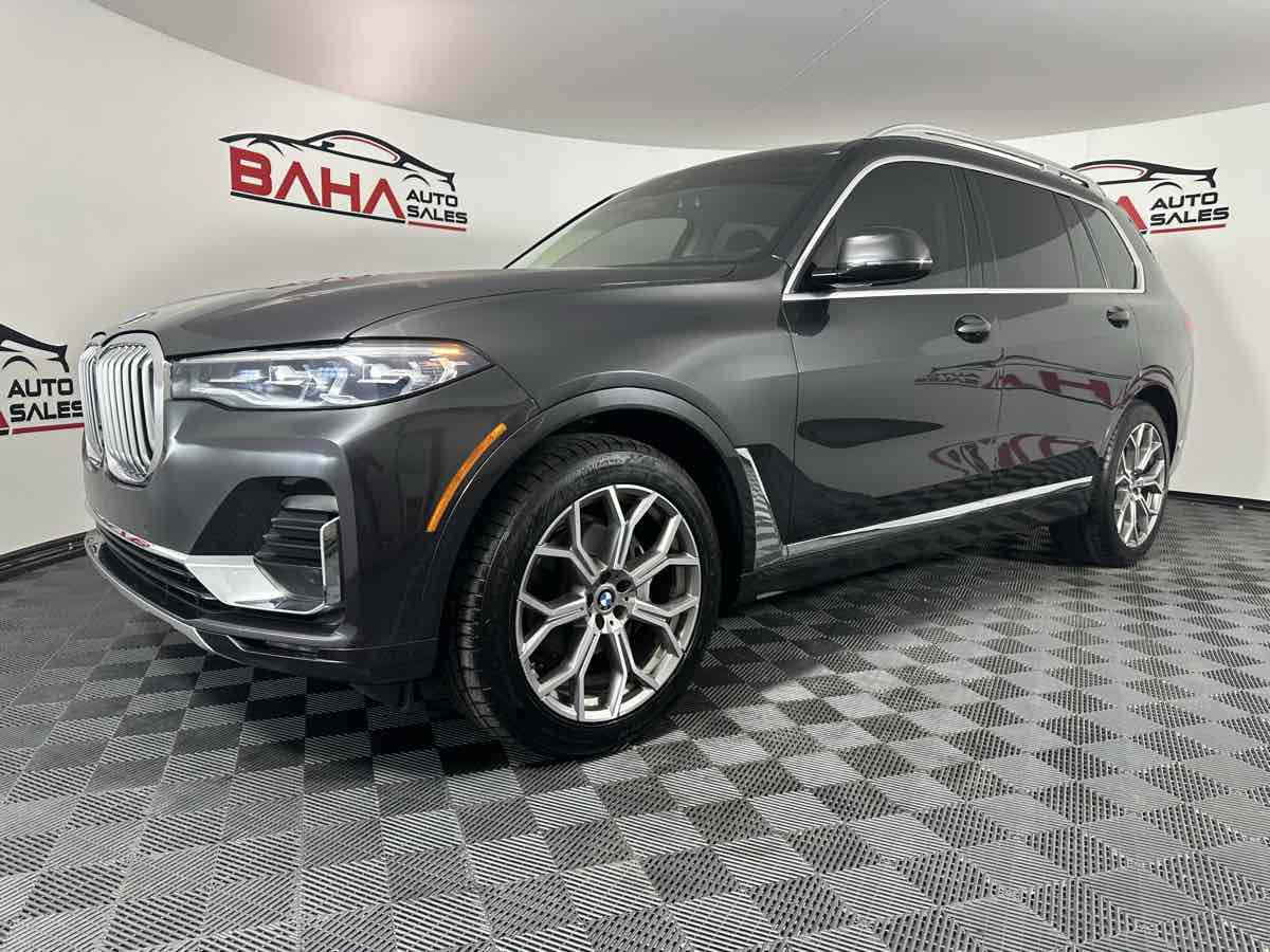 Vehicle image 2 of 47
