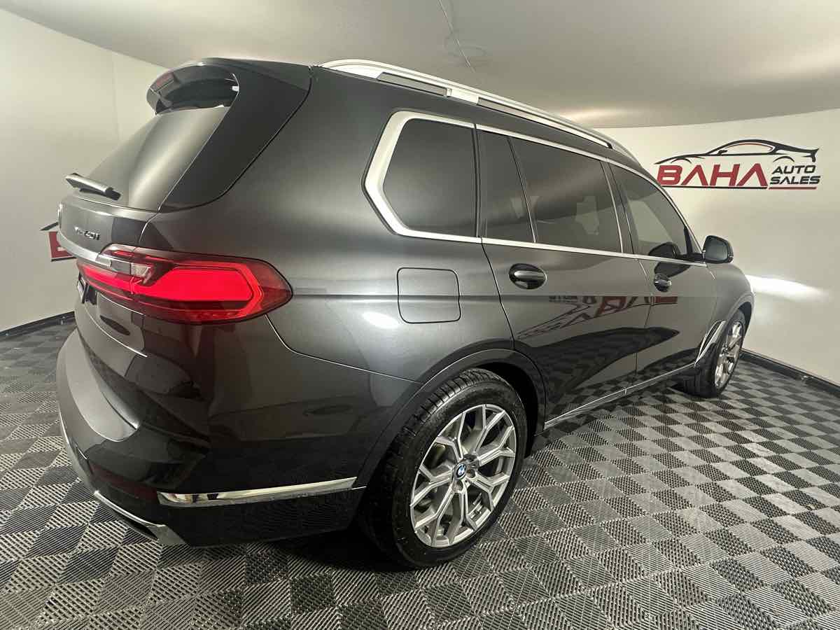 Vehicle image 9 of 47