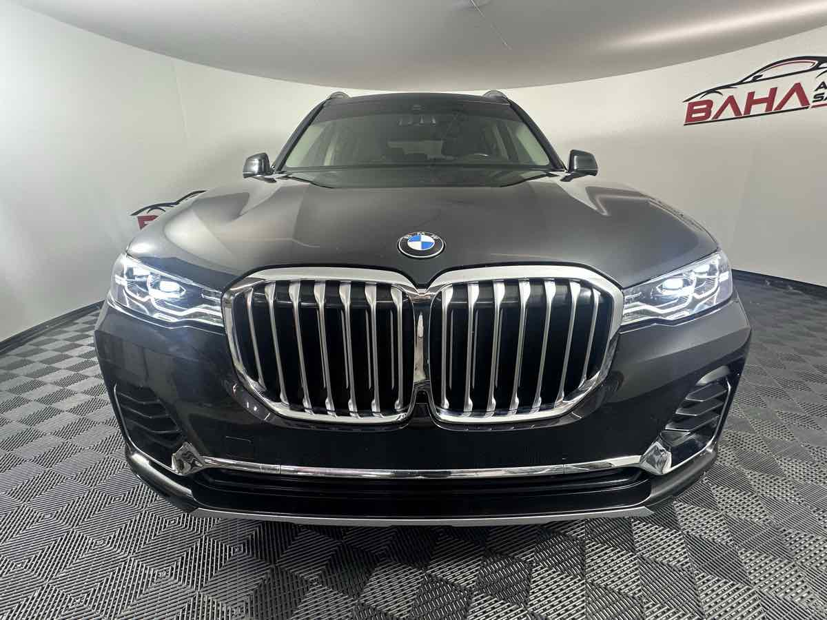 Vehicle image 14 of 47
