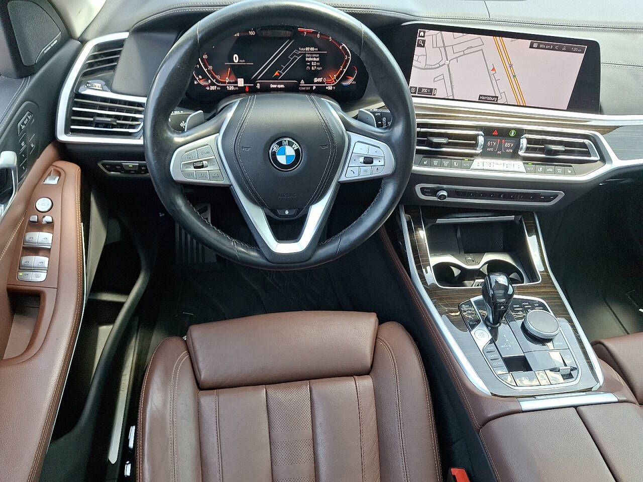 Vehicle image 16 of 33
