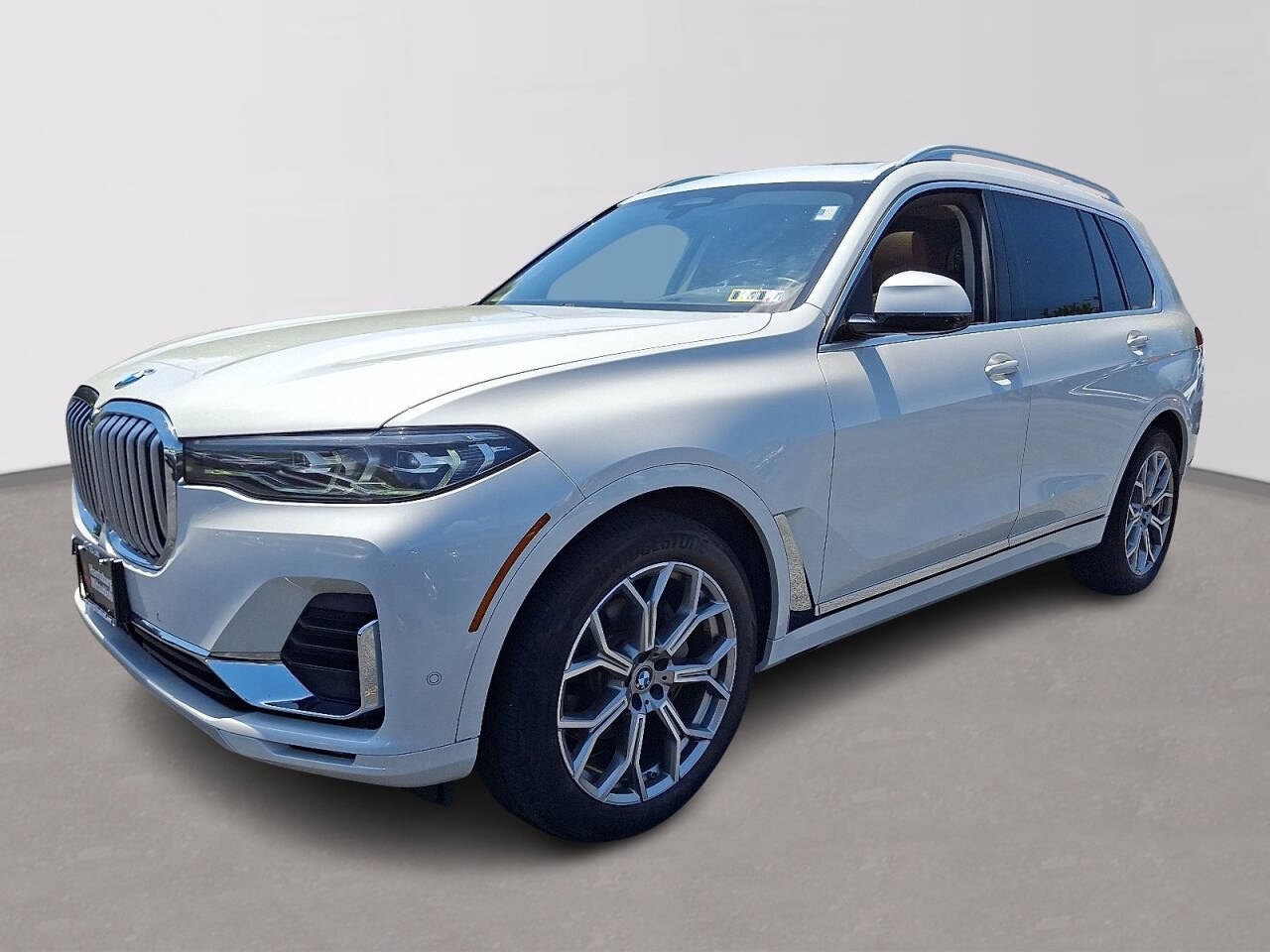 Vehicle image 1 of 33