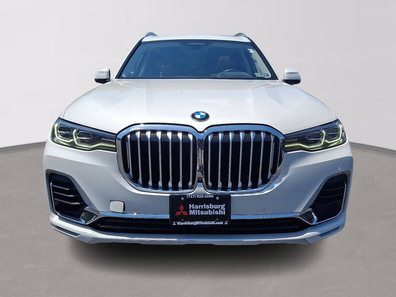 Vehicle image 2 of 33