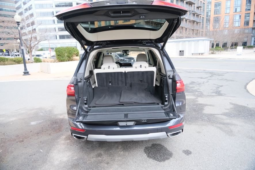 Vehicle image 11 of 40