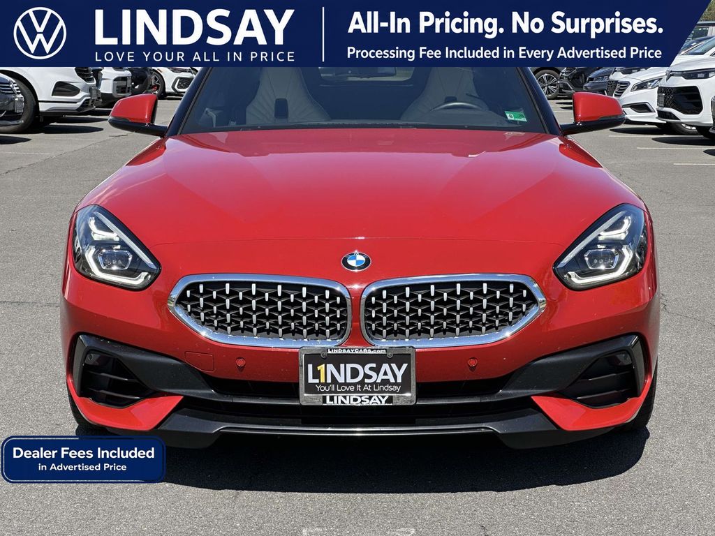 2020 BMW Z4 sDrive30i Image 2 of 28