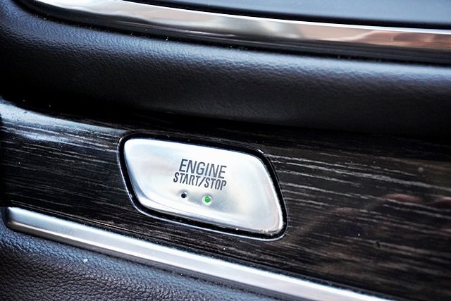 Vehicle image 34 of 40