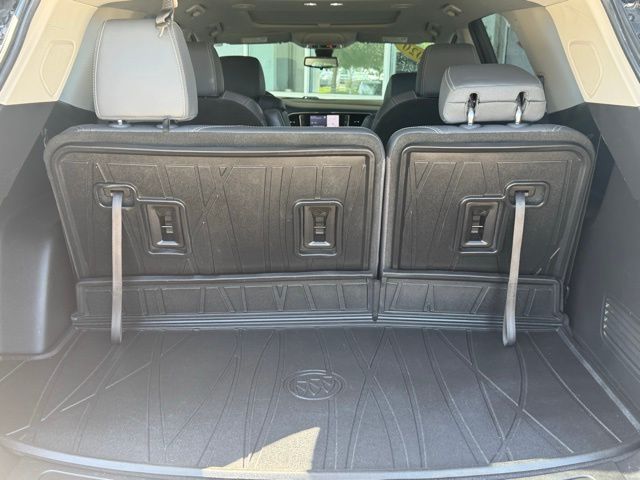 Vehicle image 13 of 64
