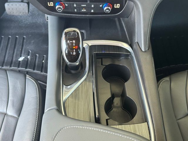 Vehicle image 43 of 64