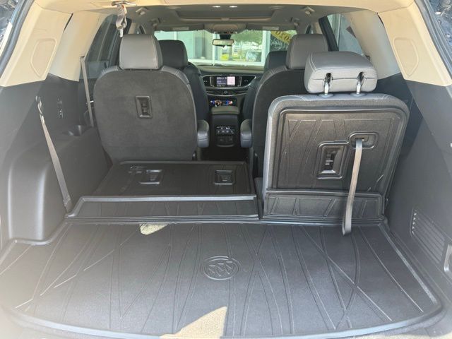 Vehicle image 14 of 64