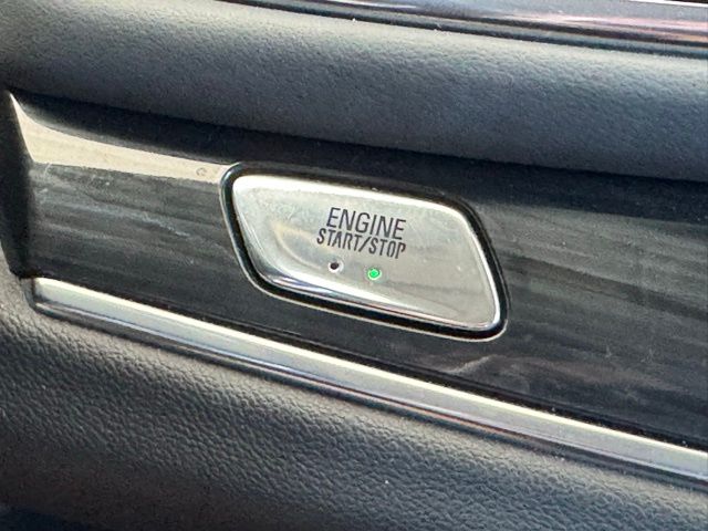 Vehicle image 60 of 64