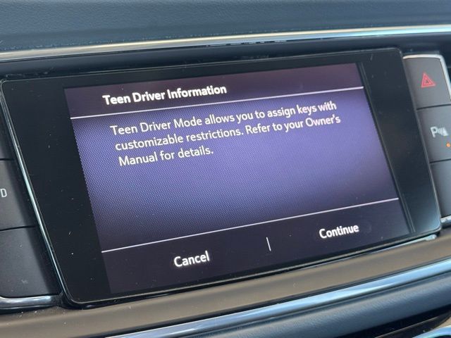Vehicle image 27 of 64