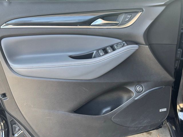 Vehicle image 46 of 64