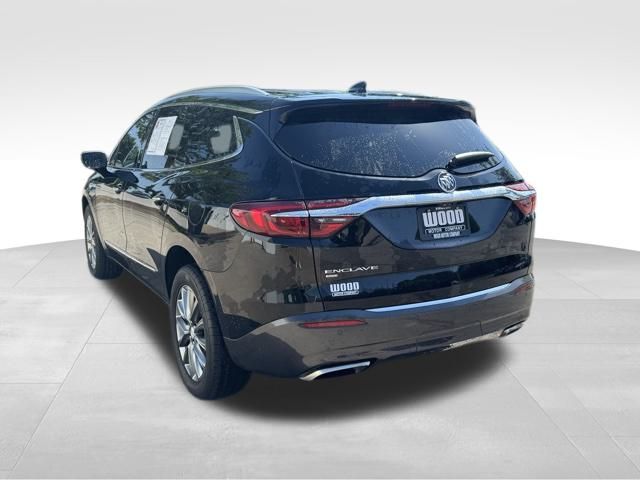 Vehicle image 9 of 64