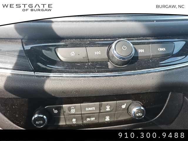 Vehicle image 5 of 20