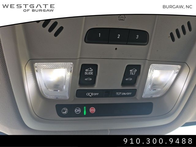 Vehicle image 9 of 20