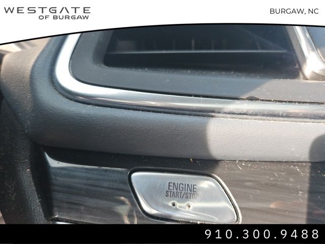 Vehicle image 11 of 20
