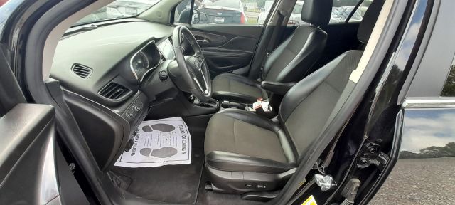 Vehicle image 15 of 25