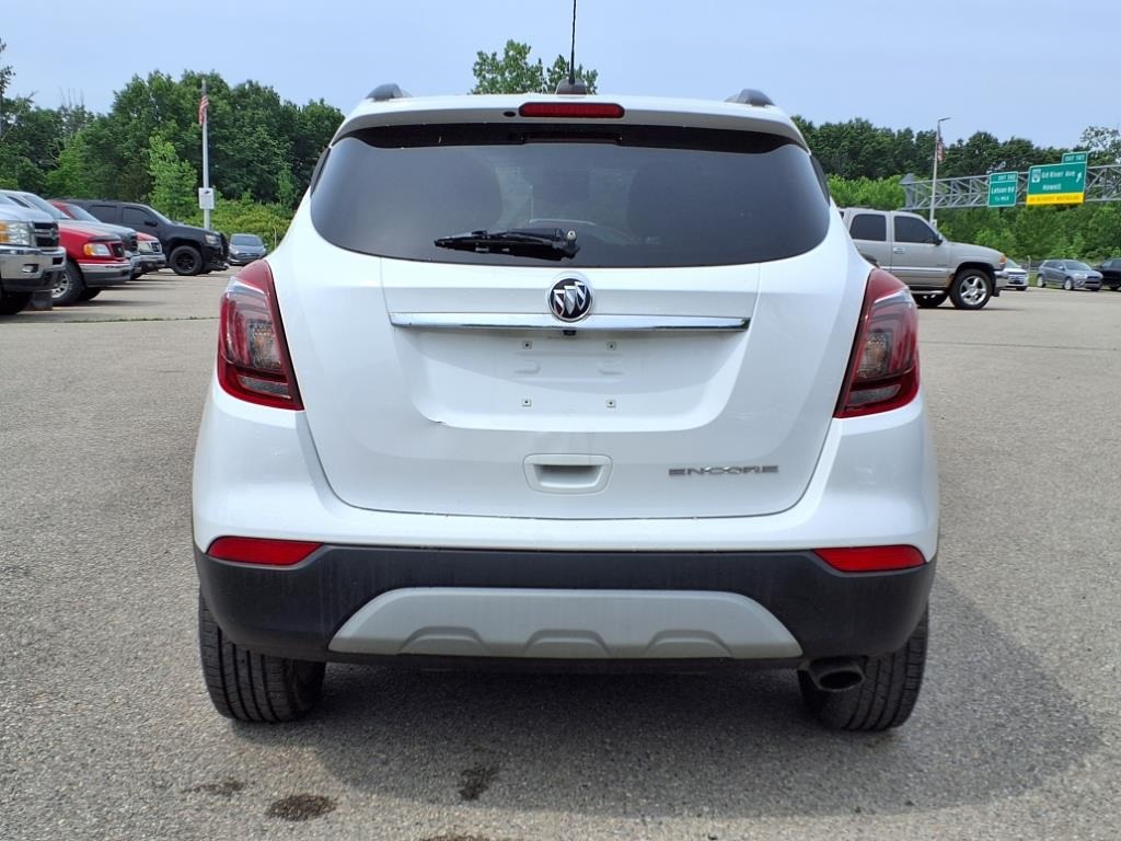 Vehicle image 5 of 21