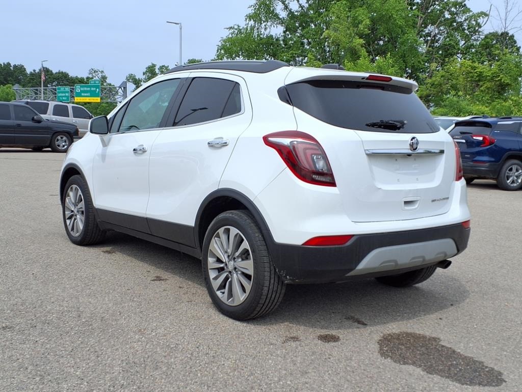 Vehicle image 6 of 21