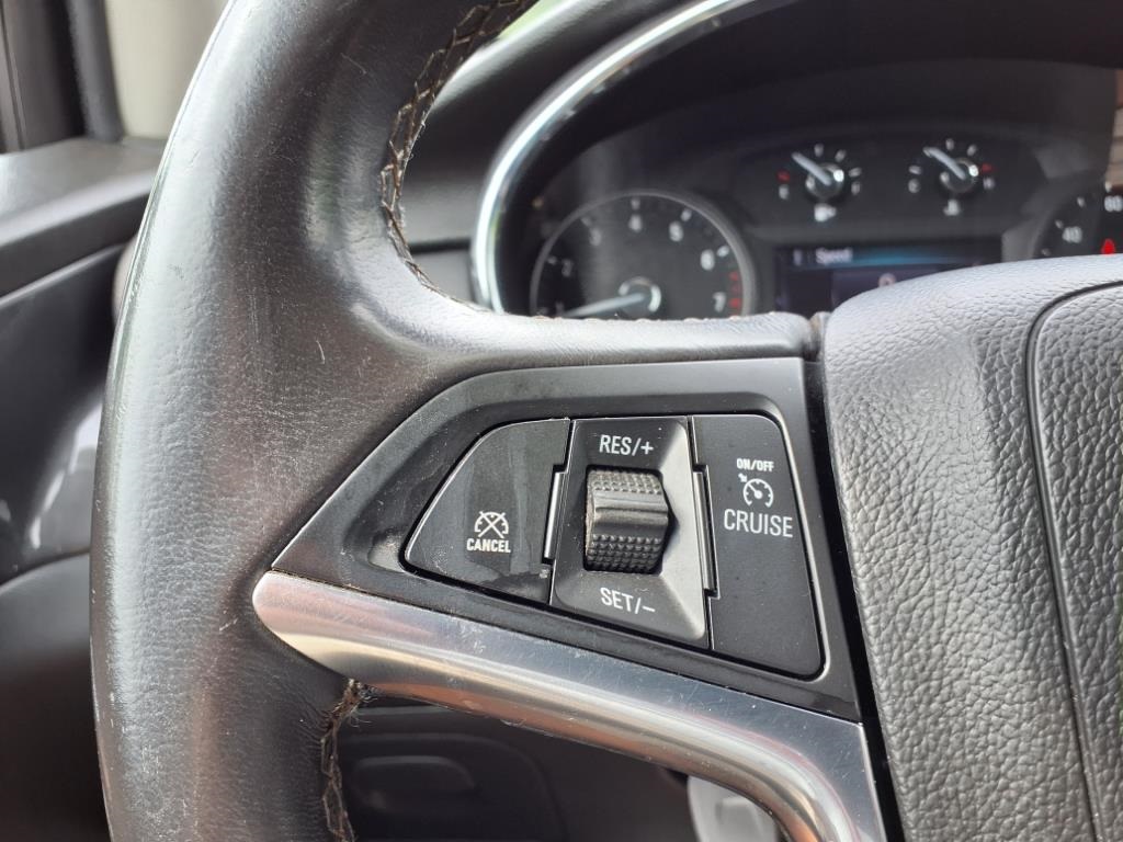 Vehicle image 20 of 21