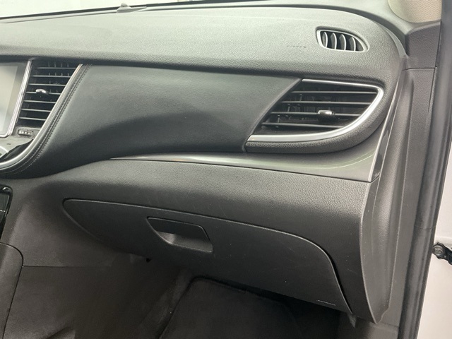Vehicle image 14 of 38