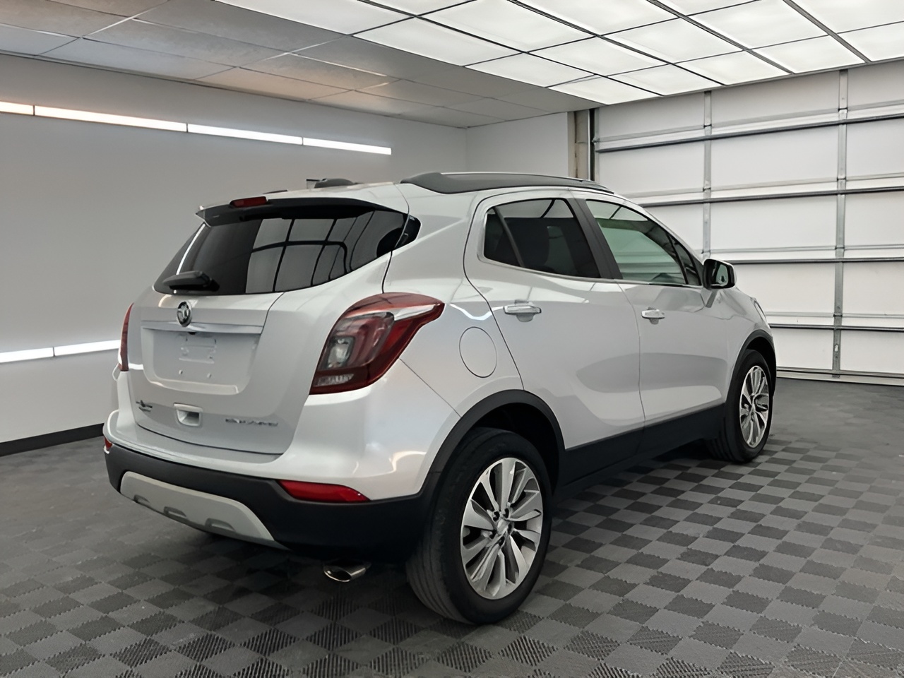 Vehicle image 36 of 38