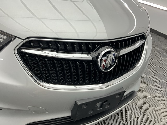 Vehicle image 28 of 38