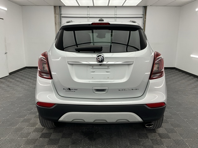 Vehicle image 5 of 38