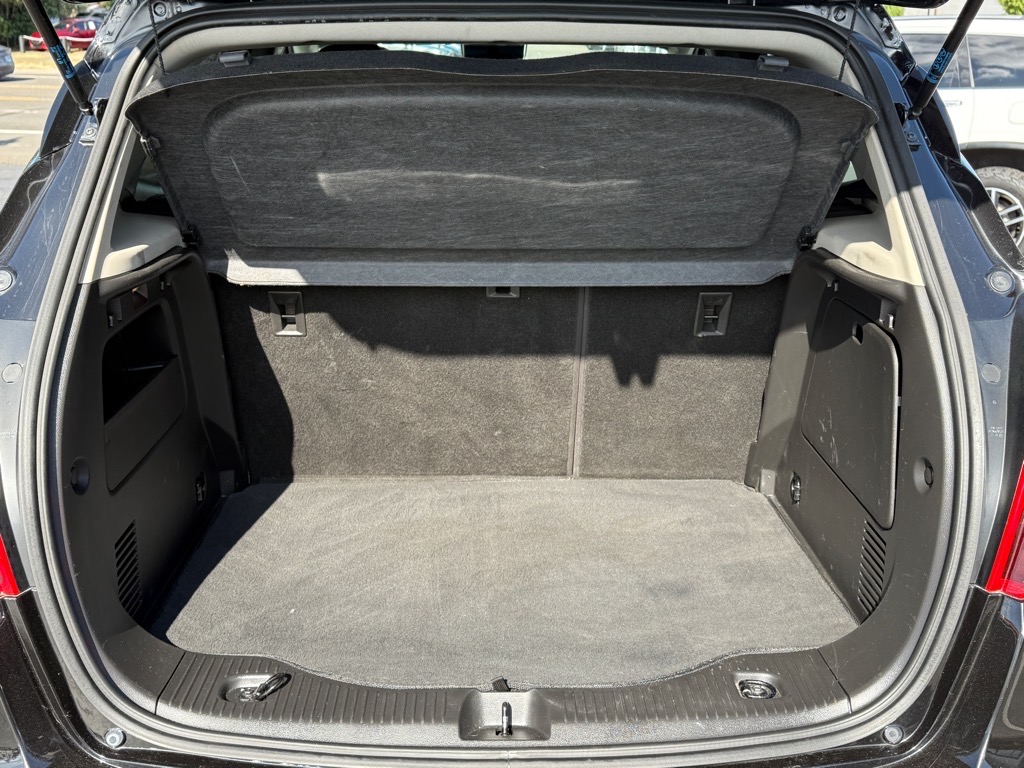 Vehicle image 11 of 34