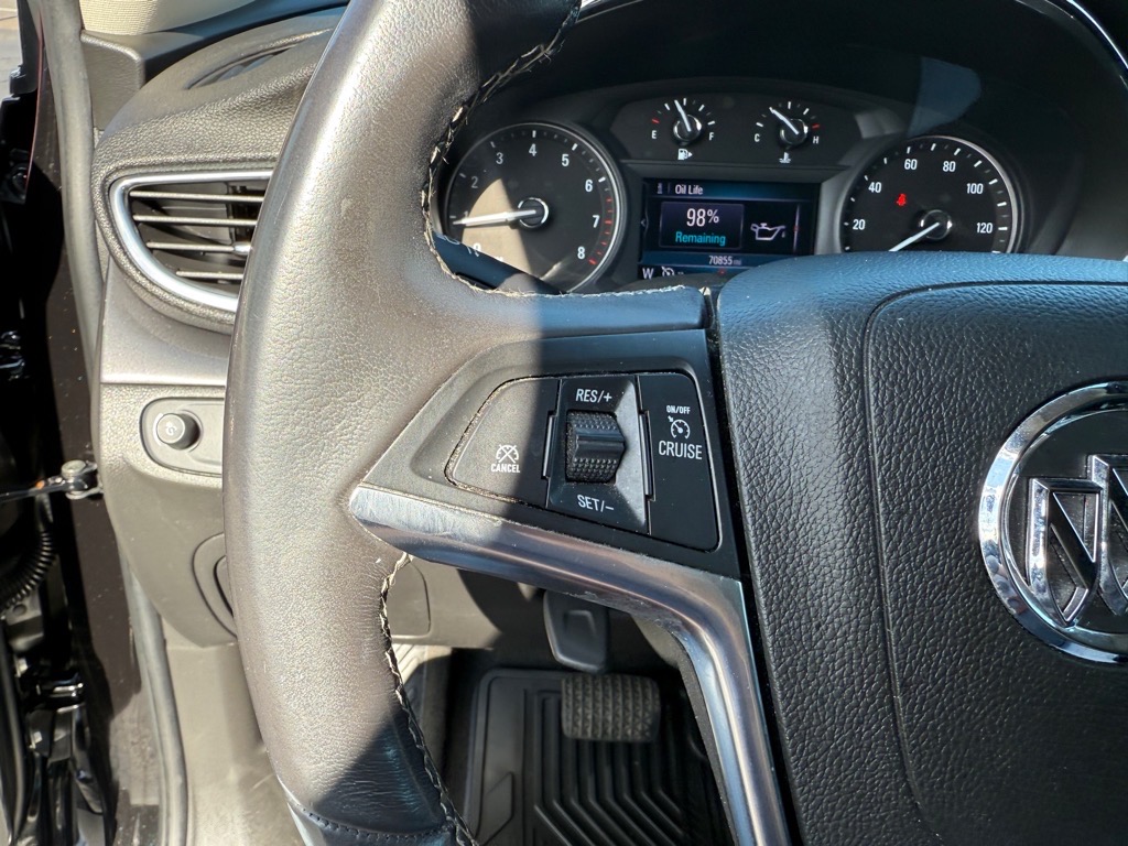 Vehicle image 27 of 34
