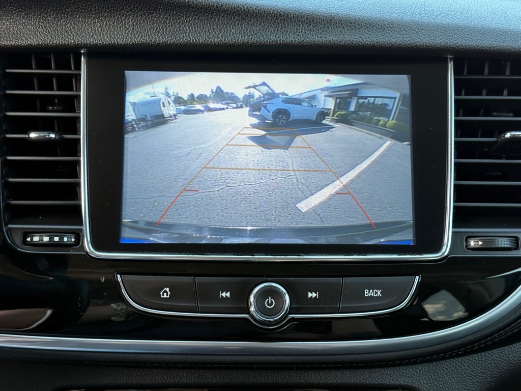 Vehicle image 19 of 34