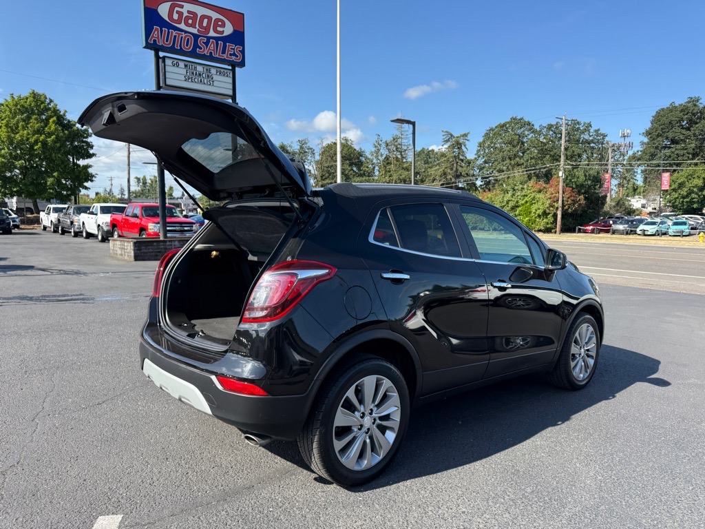 Vehicle image 8 of 34