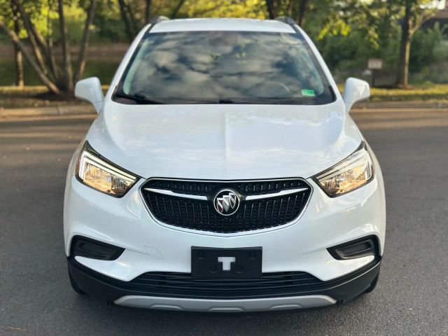 2020 Buick Encore Preferred Image 3 of 40