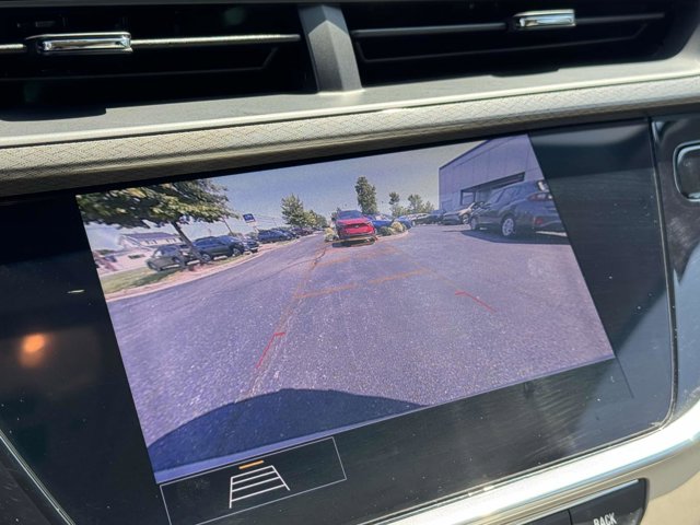Vehicle image 14 of 27
