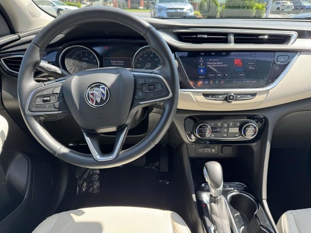 Vehicle image 12 of 27