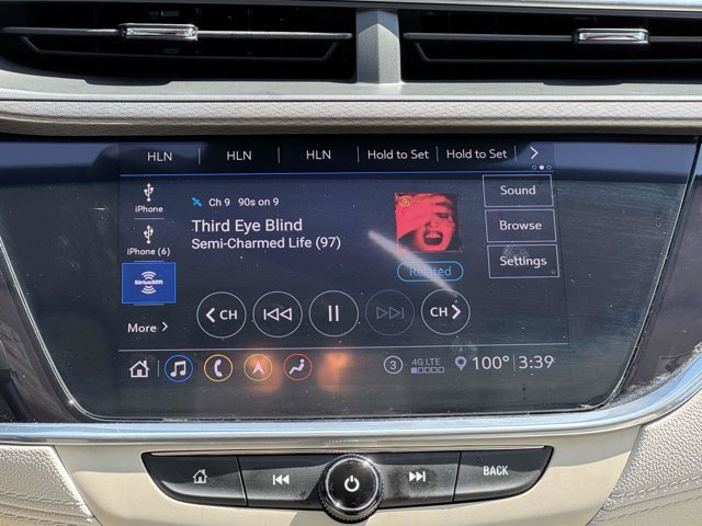 Vehicle image 13 of 27